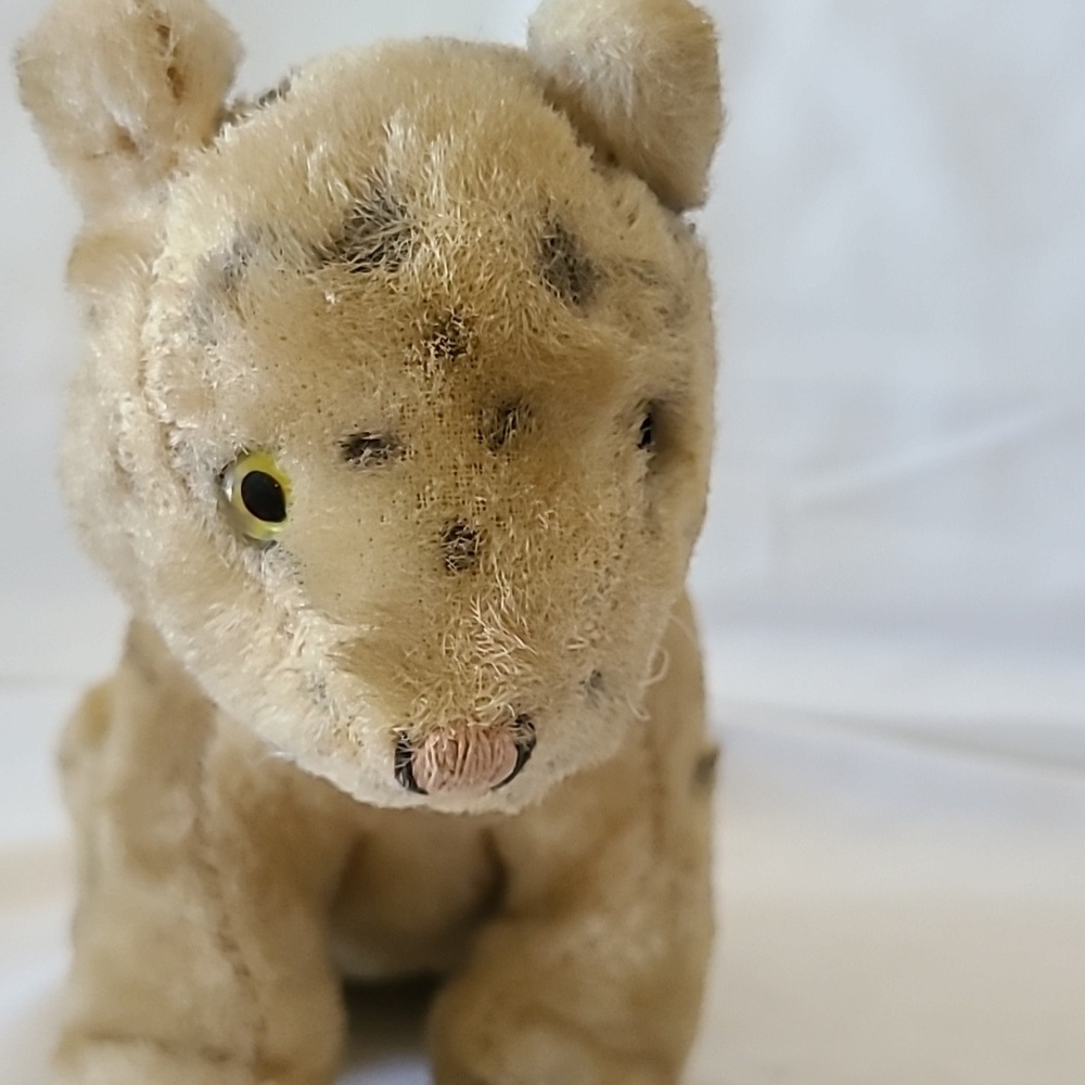 Vintage mohair tiger